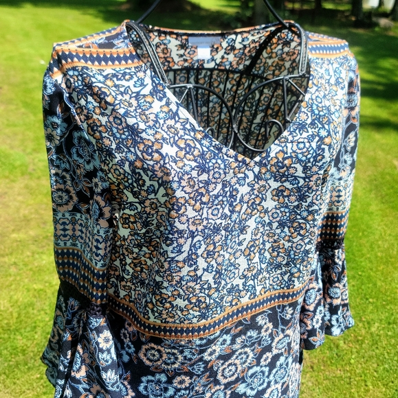 Westport dress, size medium - Picture 3 of 10